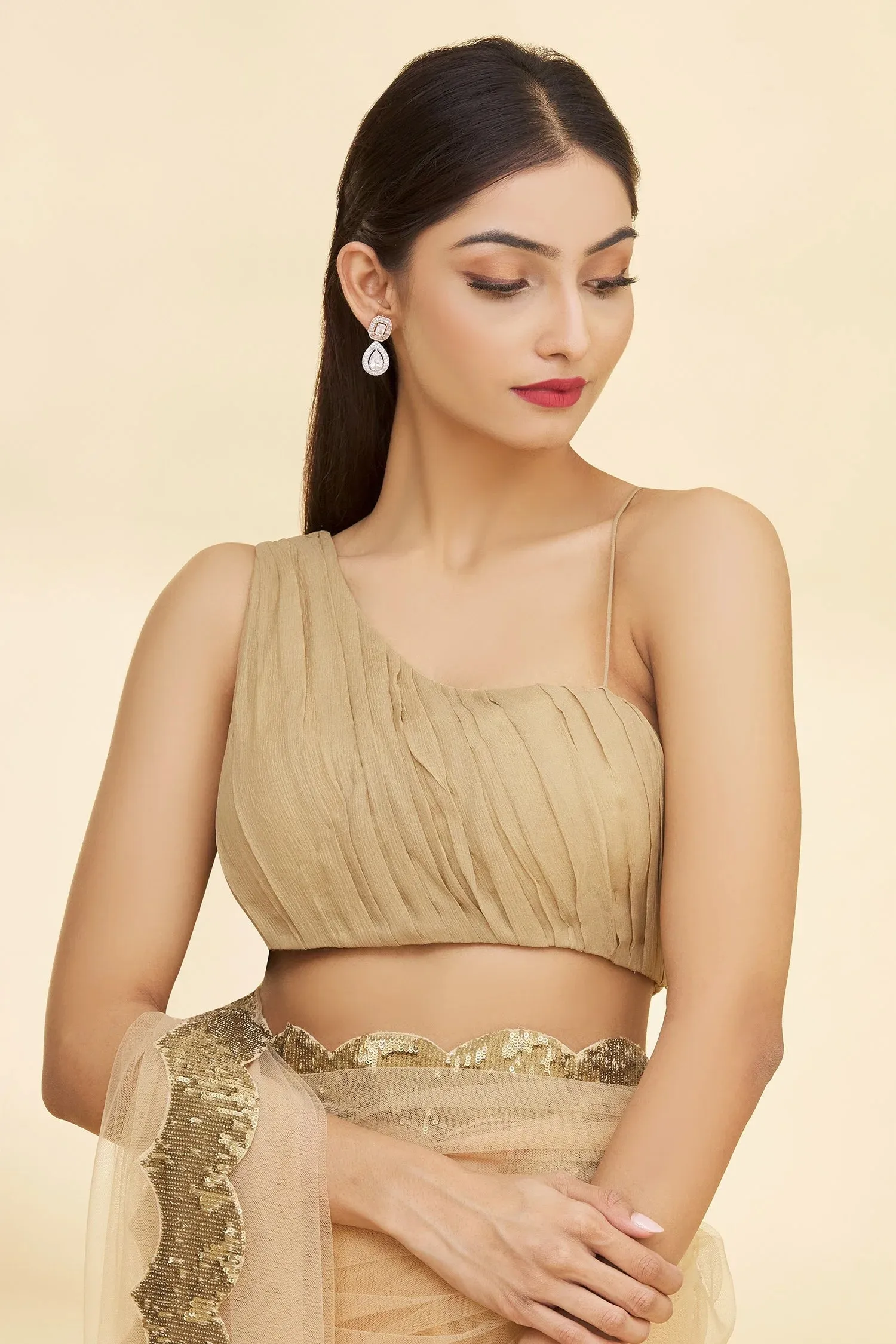 Beige Scalloped Hem Saree