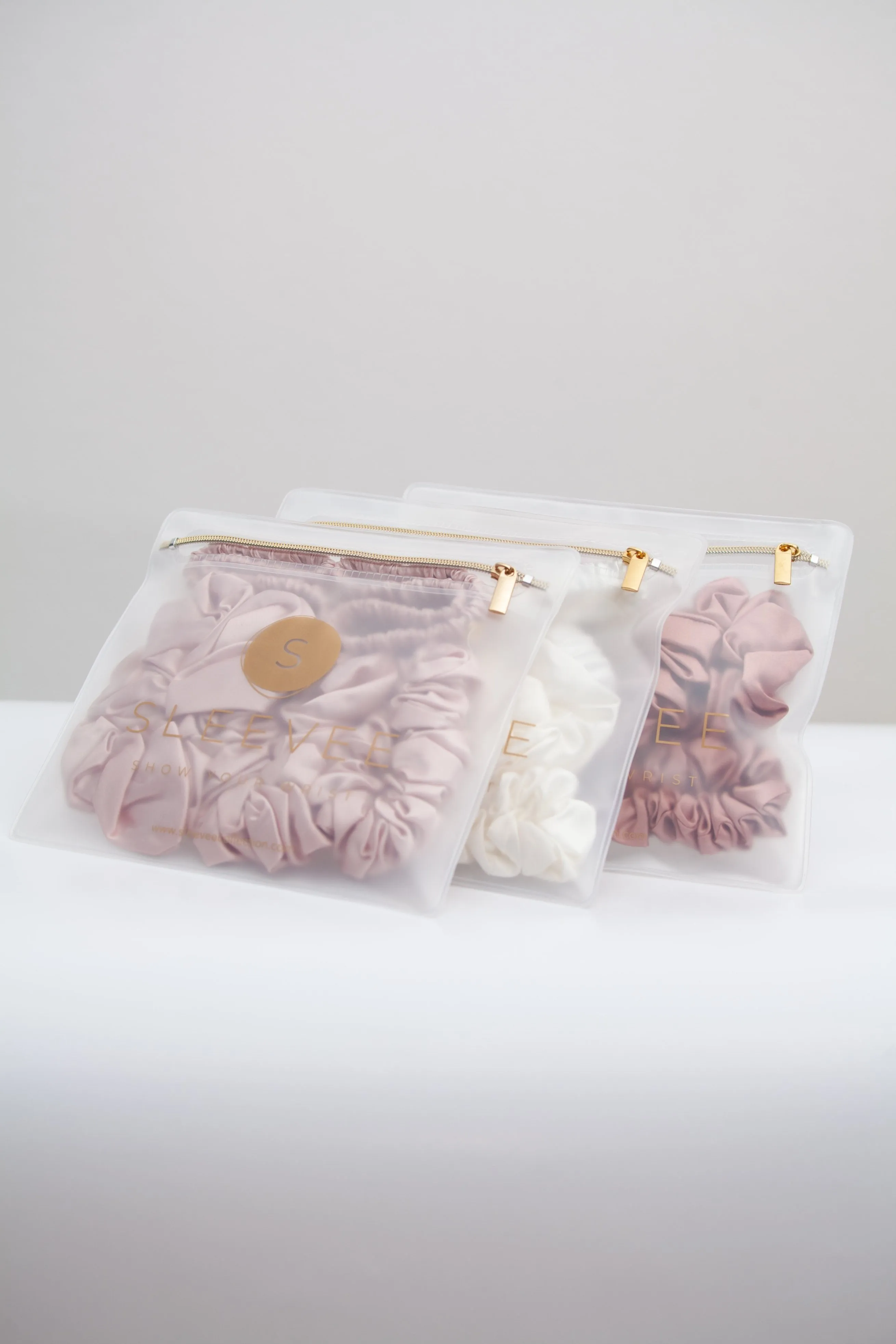 Ivory Silk SLEEVEE & SCRUNCHIE Set