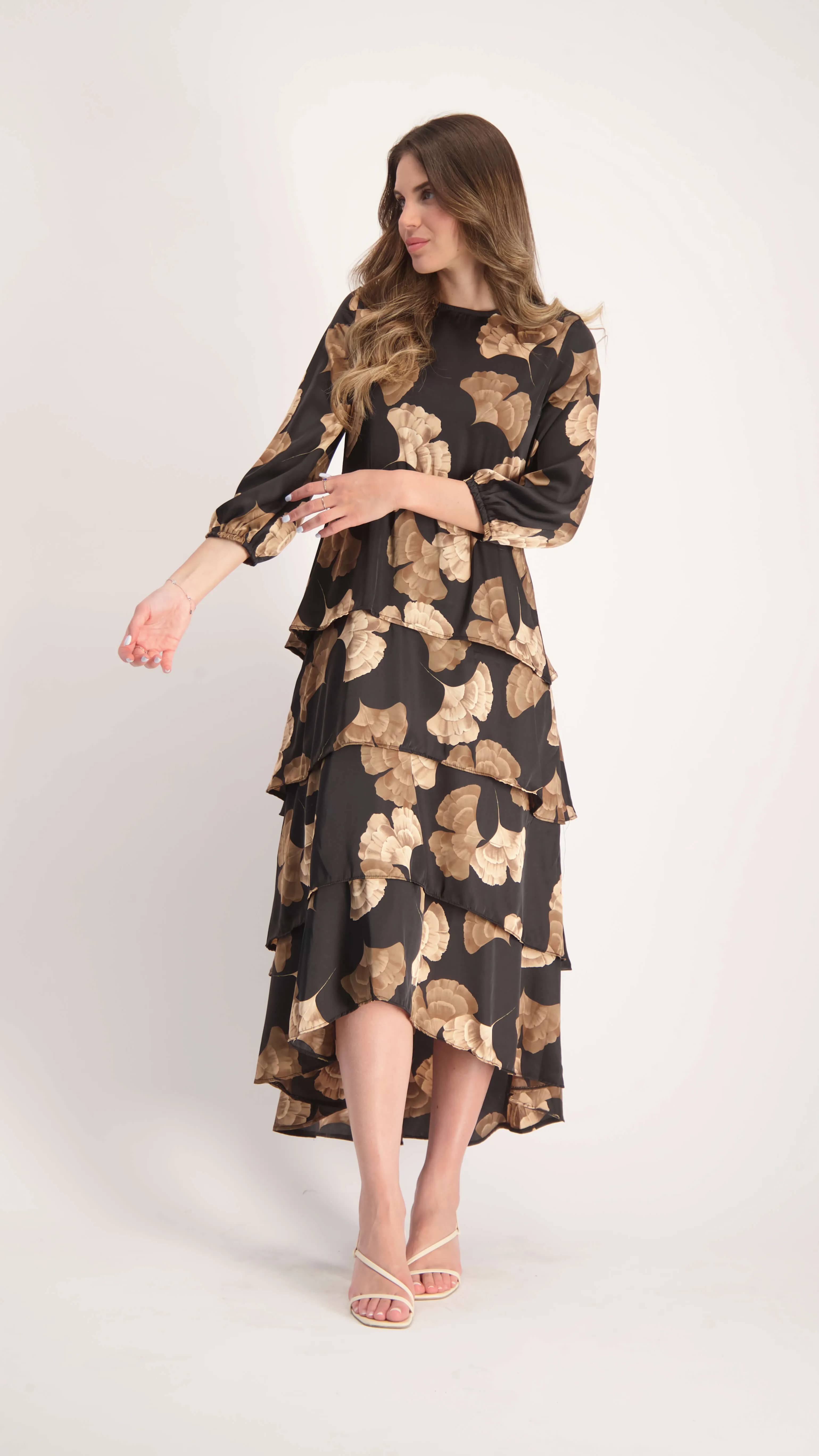 Ruffle Layers Dress / Black & Beige Flowers